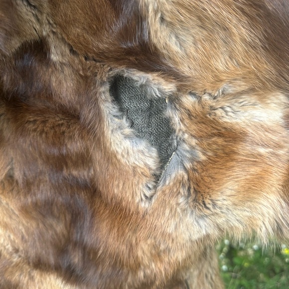 Real fur jacket with hood - Picture 9 of 13